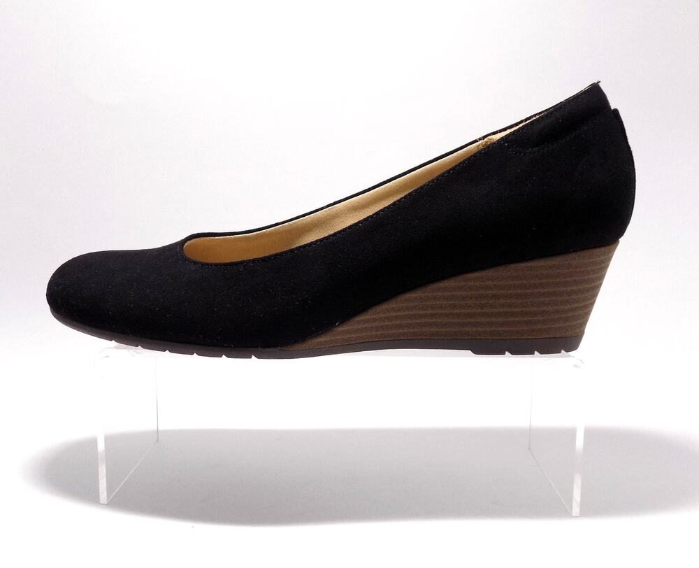 Dr. Scholl's Women's Be Flex Round Toe Wedge Pumps- Size 9